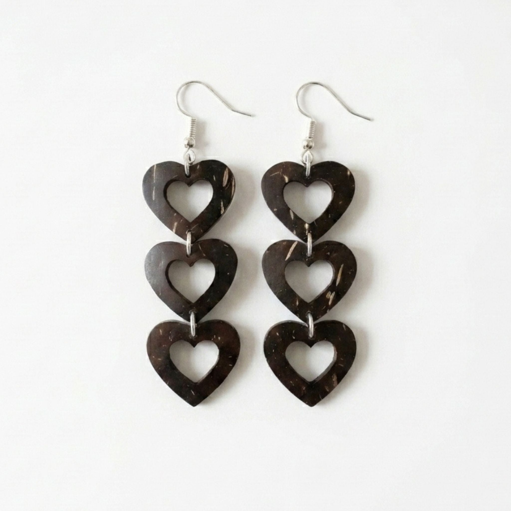 Sydänketju Earrings – Coconut Shell Triple Open Heart Dangles