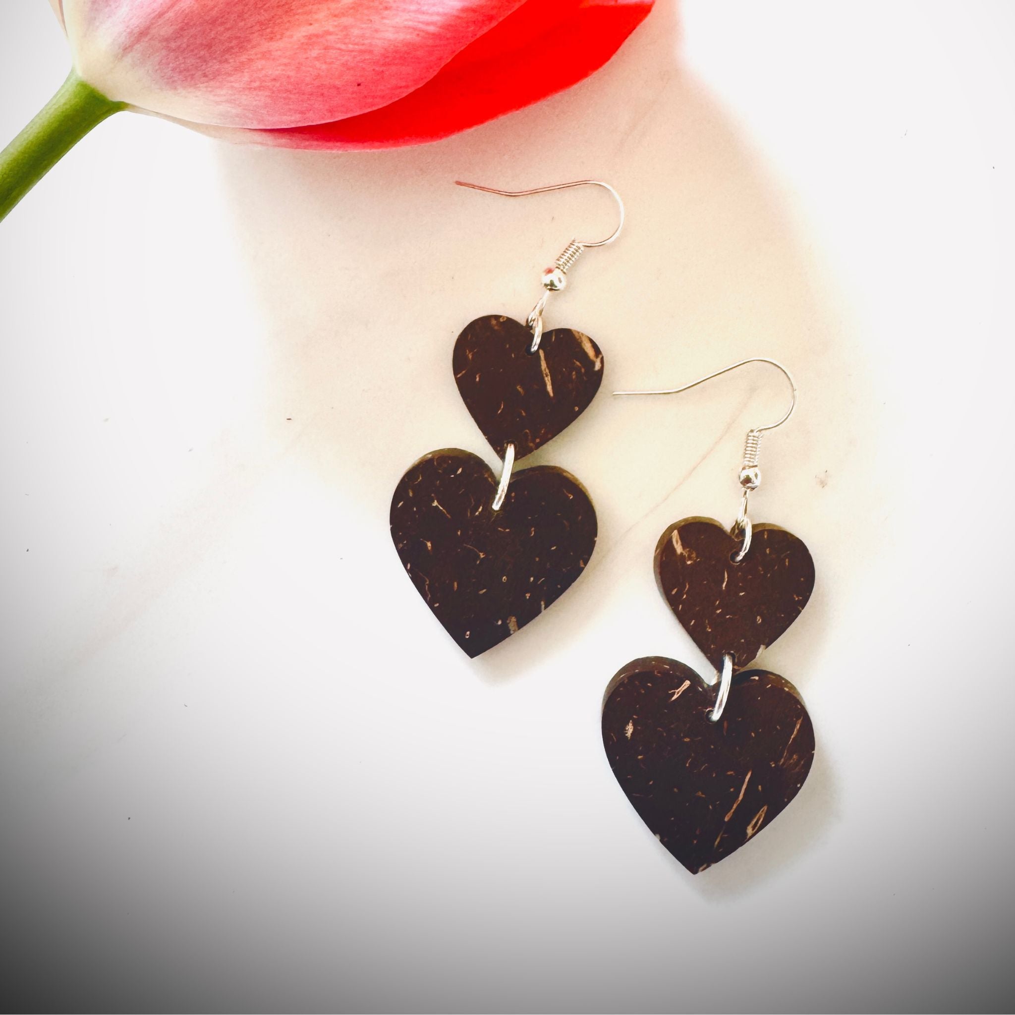 Pieni Sydän Chain Earrings – Coconut Shell Double Heart Dangles